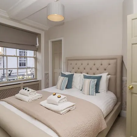 2 Castlegate * 纳尔斯伯勒