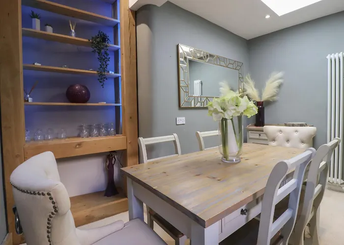 2 Castlegate Knaresborough