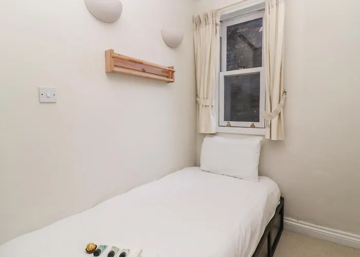 2 Castlegate * Knaresborough